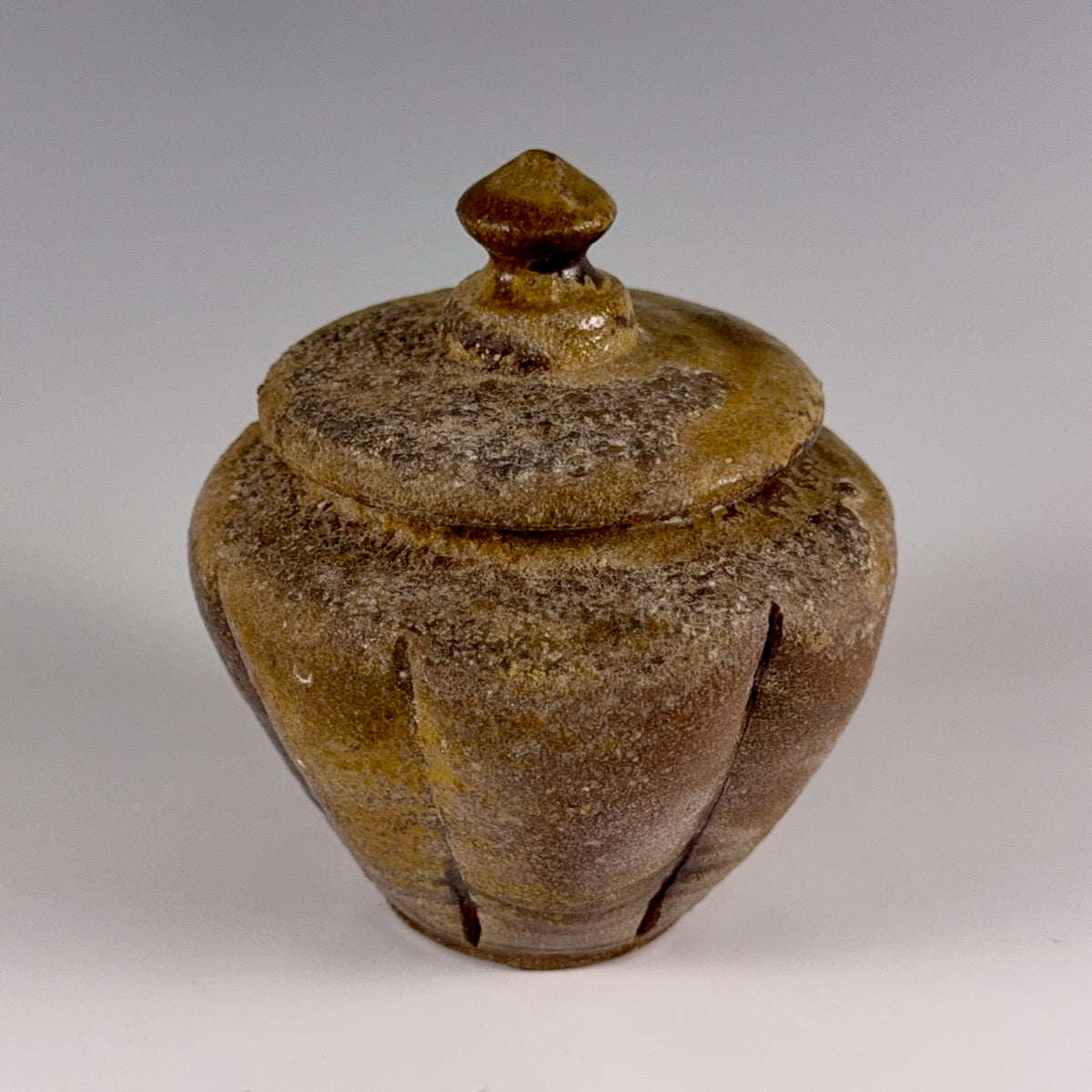 Richard Bresnahan lidded jar