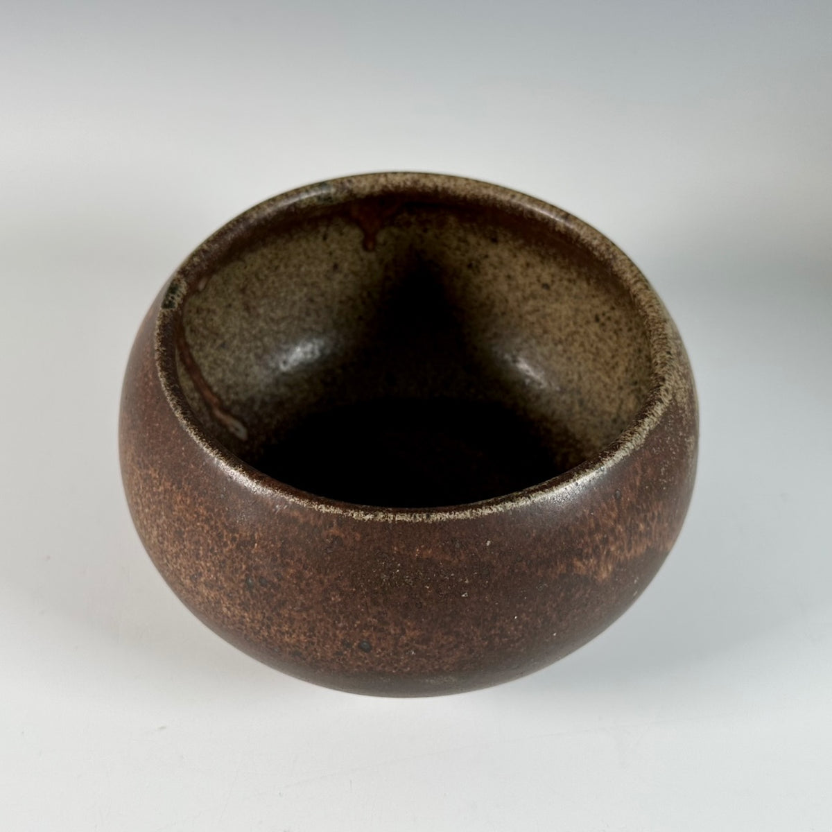 Jason Trebs medium bowl/planter