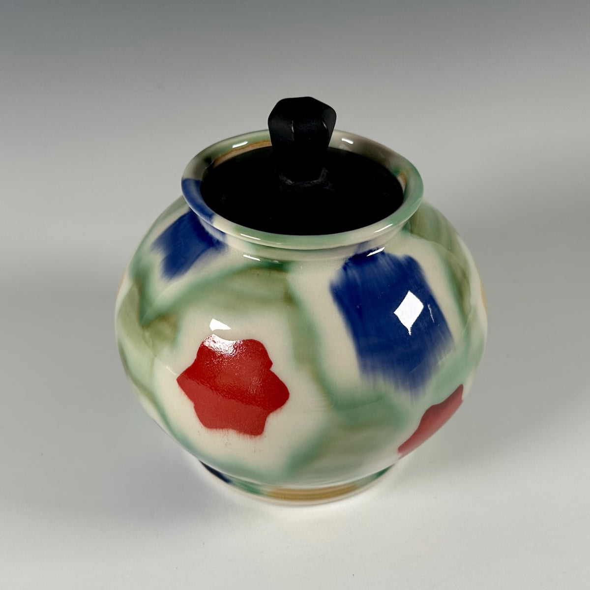 Sean O'Connell lidded jar