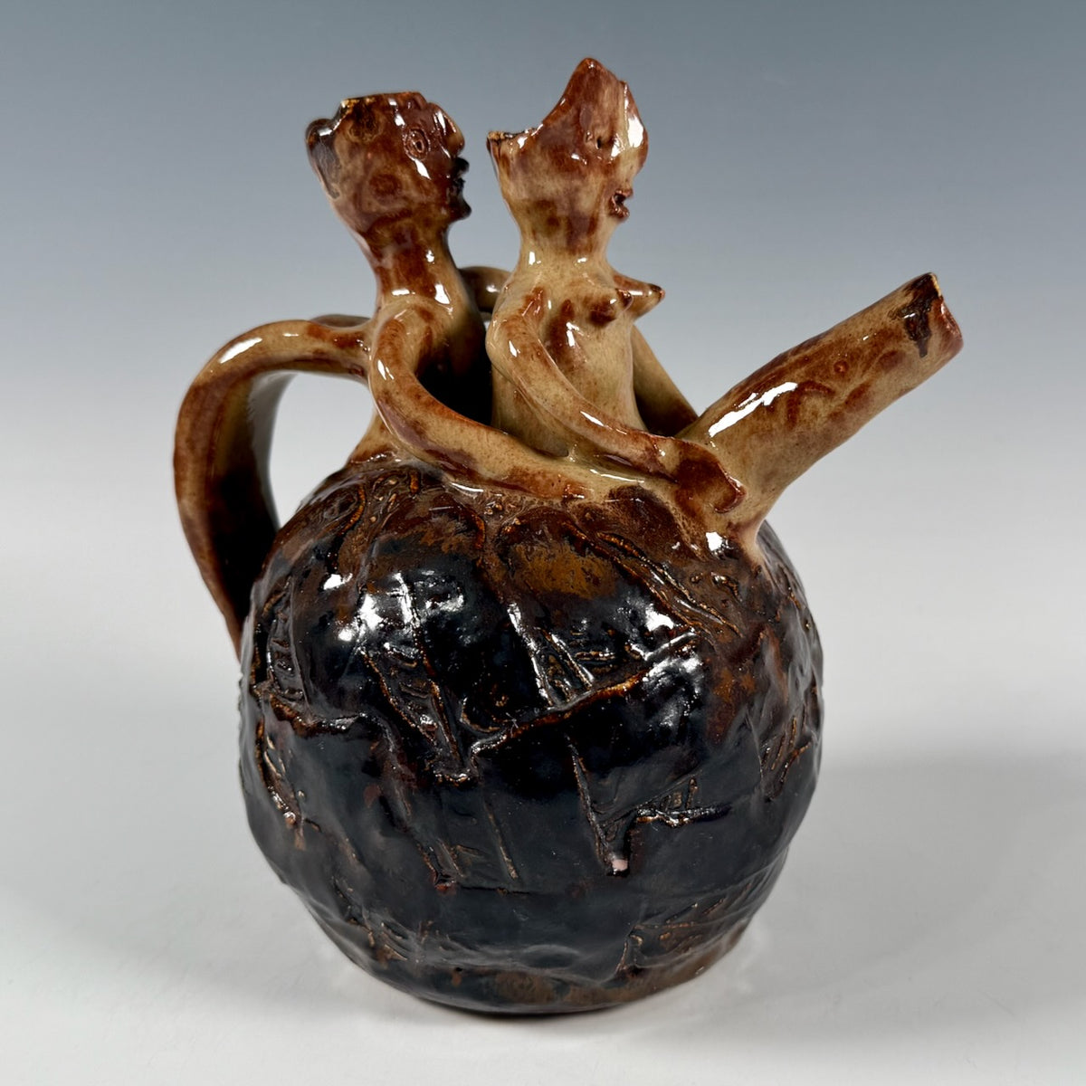 Louis Mendez teapot with figures