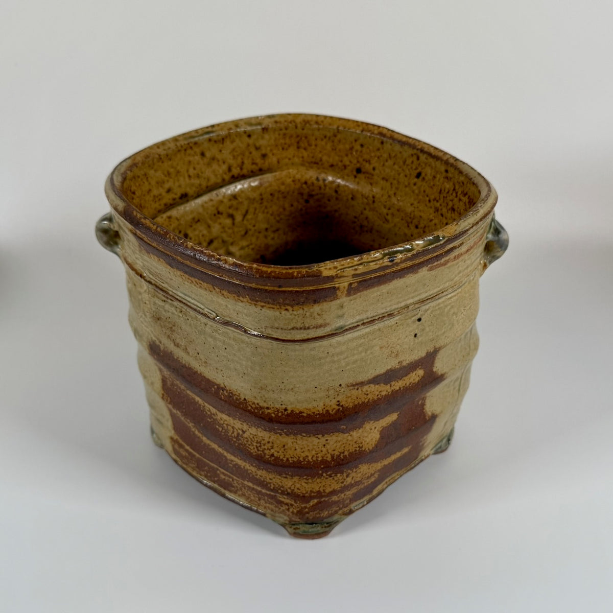 Robert Briscoe canister/jar