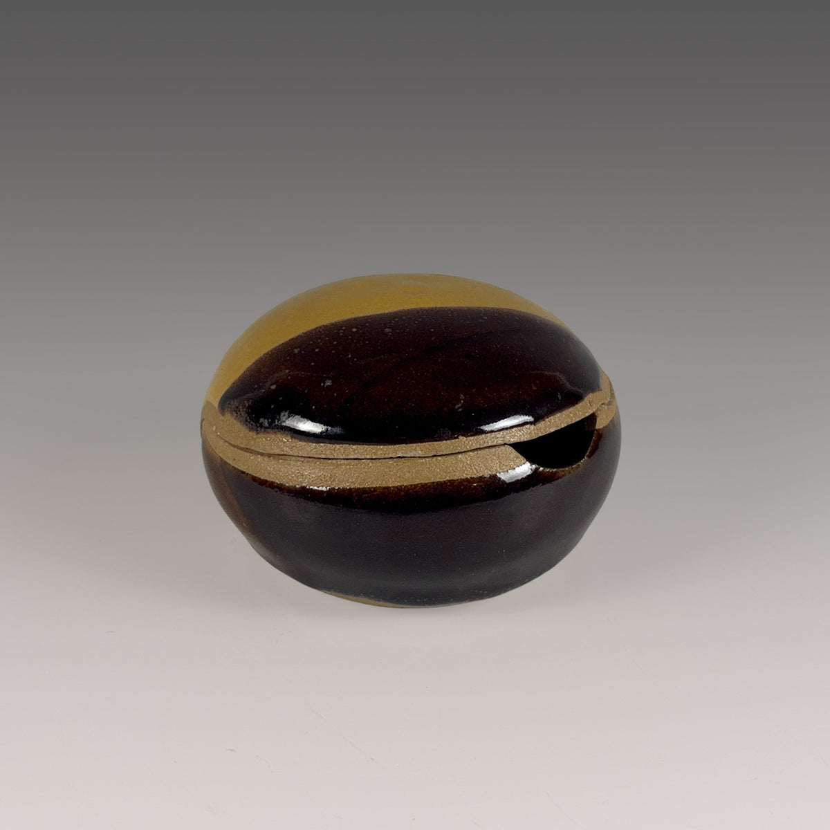 Clare Jurczak Rodman honey pot